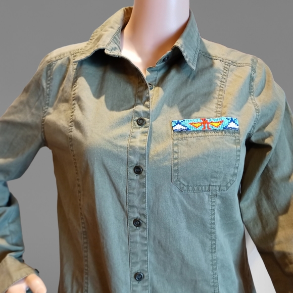 Billabong Women's Light Washed Army Green Jacket/Shirt - Picture 4 of 16